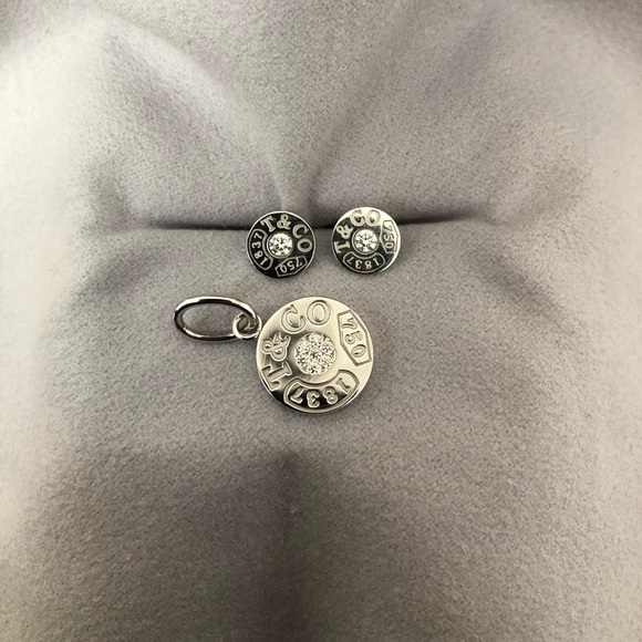 tiffany 1837 earrings circle